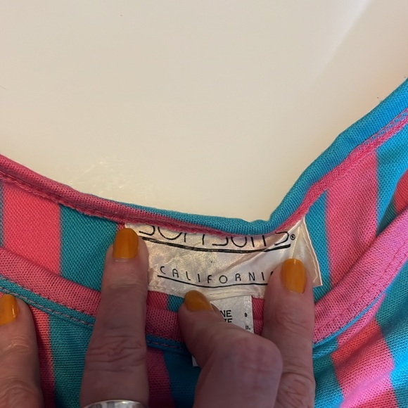 This is a classic 80s dress with Dolman sleeves vintage - Picture 3 of 5